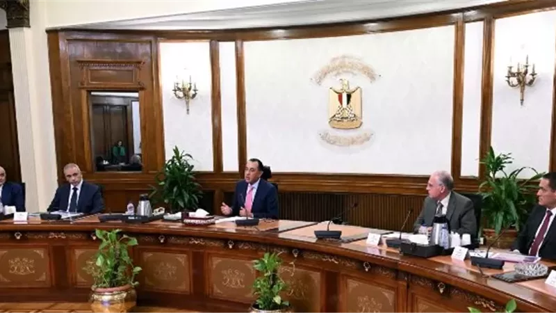 رئيس الوزراء يتابع مستجدات مشروع الأجهزة التعويضية