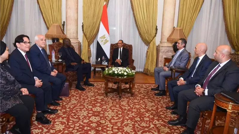وزير الخارجية يستقبل وفد لجنة الأمم المتحدة المعنية بممارسة الشعب الفلسطيني لحقوقه
