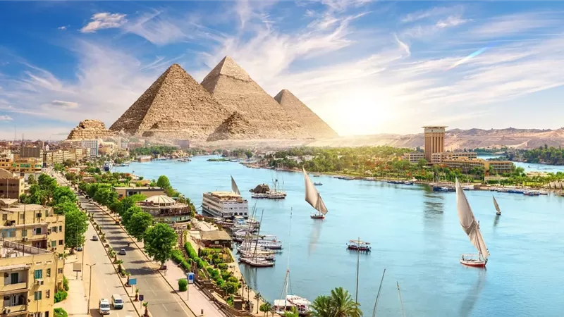 لتسهيل دخول السياح.. بدء تطبيق منظومة الـ 