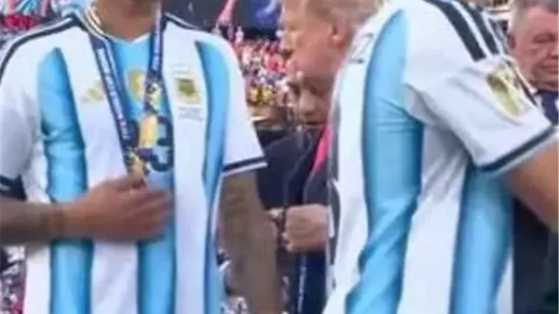 روميرو نجم الأرجنتين يرفض مصافحة ترامب في نهائي كأس العالم