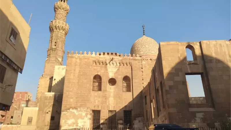 وزير السياحة والآثار يفتتح قبة السلطان قايتباي