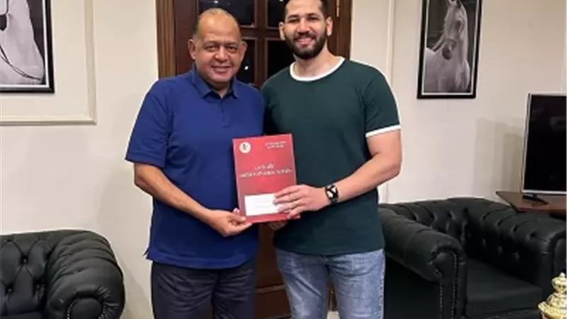 أصحاب الجياد يجدد التعاقد مع الشرقاوى و مانجا لاعبا كرة اليد
