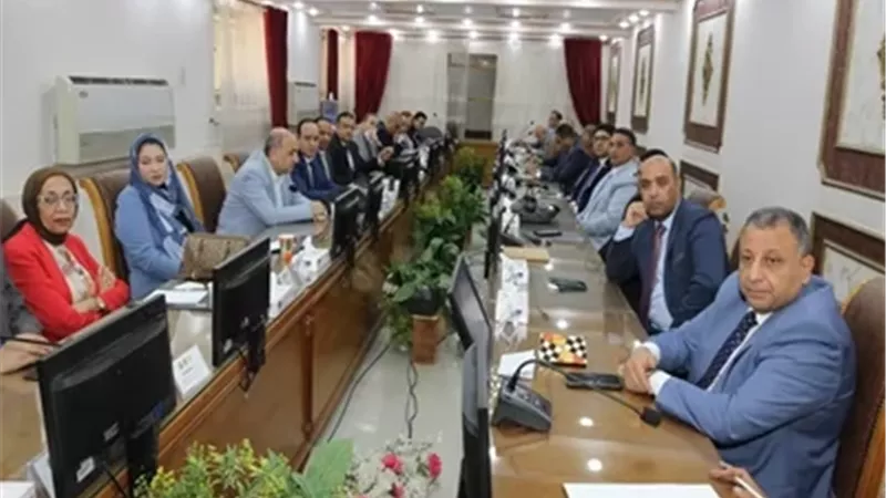 استمرار فعاليات برنامج إعداد المرشحين لشغل منصب نائب رئيس جامعة