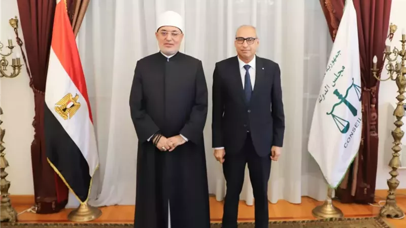 رئيس مجلس الدولة يستقبل مفتي الجمهورية لتقديم التهنئة