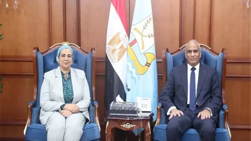 رئيسة القومي للمرأة ومحافظ كفر الشيخ يبحثان تعزيز التعاون