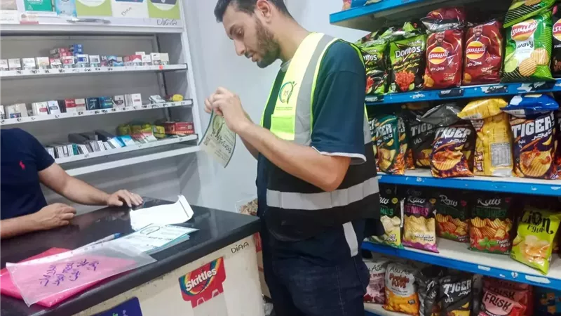 حملات تفتيشية على المنشآت الغذائية بالإسماعيلية