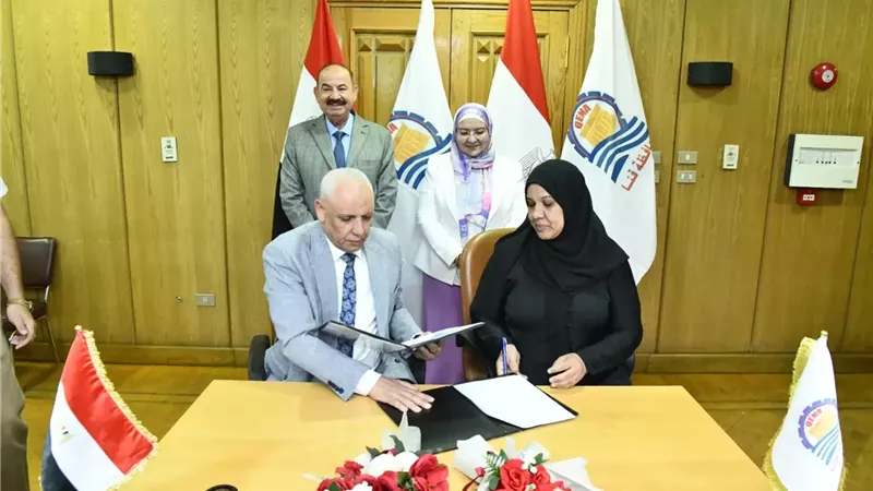 توقيع 7 بروتوكولات لتطوير منظومة المياه والصرف بقنا