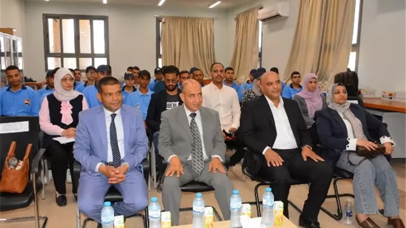 جامعة أسيوط تشارك في تدشين مبادرة الأكاديمية القيادية لشباب أسيوط