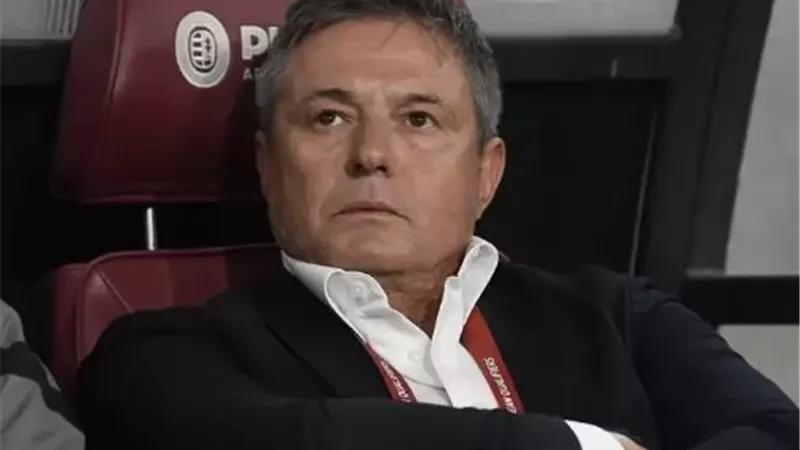 الزمالك يفاوض مدرب جديد.. وهشام نصر يعلن انتهاء كل القضايا