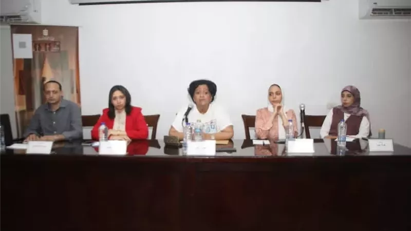 باحثون يرسمون ملامح علاقة جديدة بين المسرح والجمهور بالمهرجان القومي
