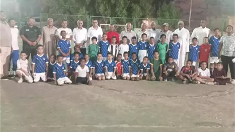 جولة ميدانية لوكيل وزارة الشباب والرياضة بأسوان بنادي الهلال