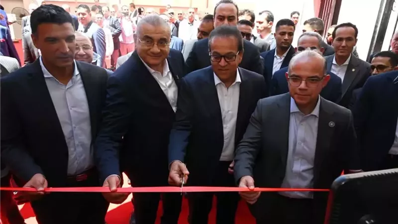 3 وزراء يفتتحون مصنع سبكترم للصناعات التشخيصية بالإسماعيلية..صور