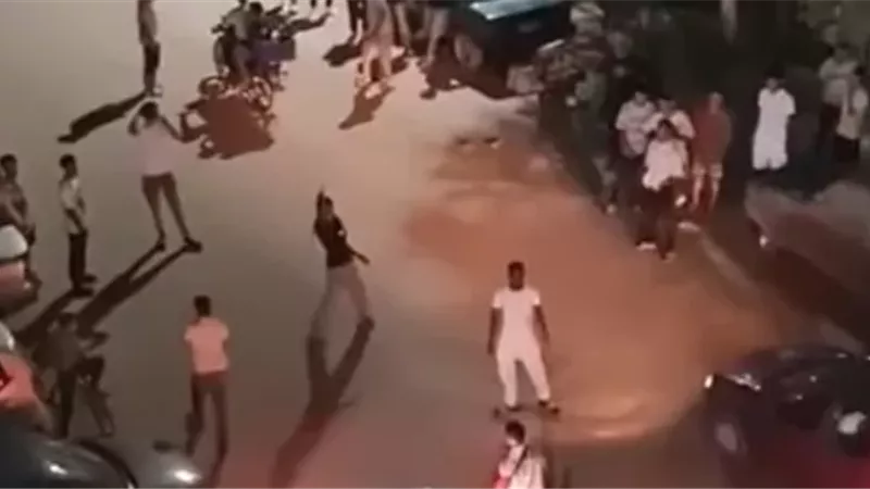 مشاجرة بالشوم والأسلحة البيضاء داخل حدائق الأهرام