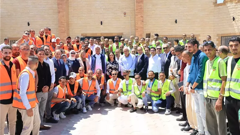 وزيرة التضامن ومحافظ مطروح يشهدان تخريج100متعافٍ من مركز العزيمة