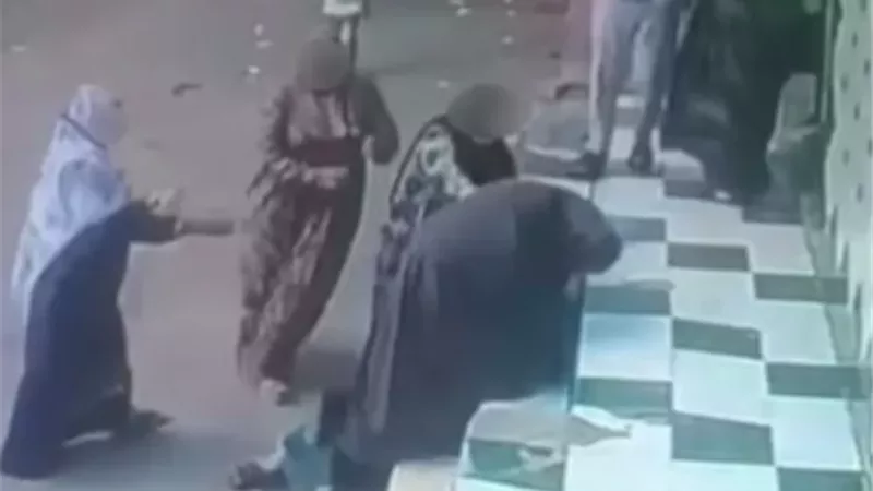 ضبط الزوج المتعدي على زوجته بـ «سلاح أبيض» في شوارع قطور