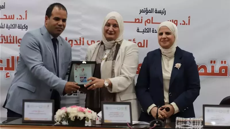 المؤتمر العلمي الدولي الـ31 لإعلام القاهرة يكرّم قناة إكسترا نيوز
