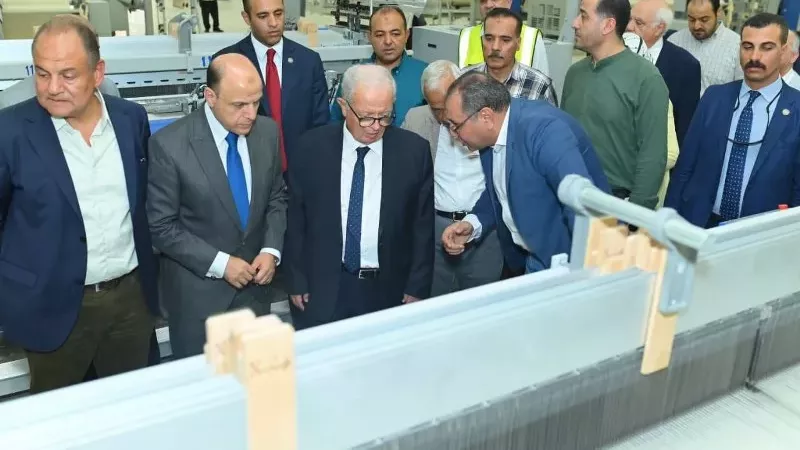نائب رئيس الوزراء: الطاقات الإنتاجية تمثل نقلة في تحديث الغزل