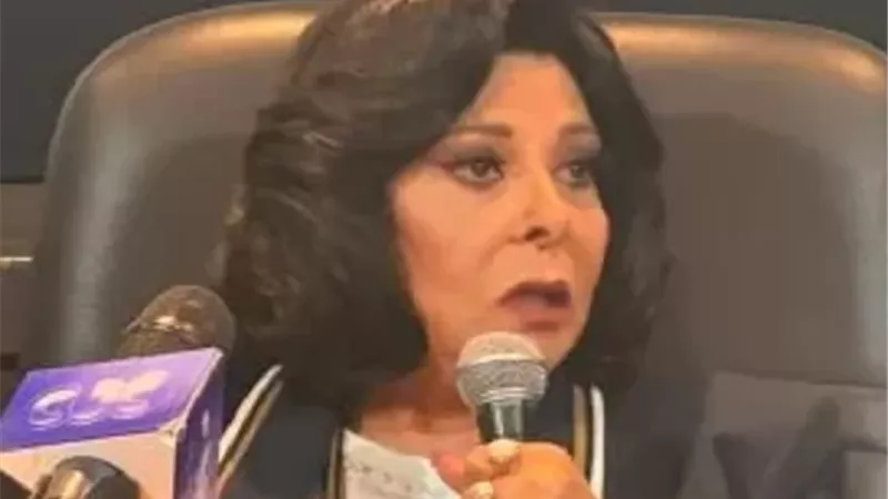إسعاد يونس عن حق الأداء العلني : 