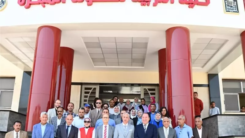 الدكتور المنشاوي يفتتح المرحلة الأولى للطفولة المبكرة