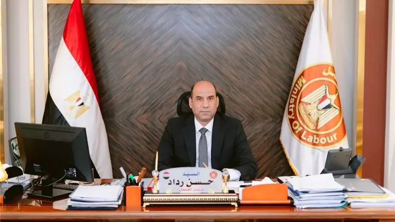 وزارة العمل تطرح 1275 وظيفة جديدة بمختلف التخصصات