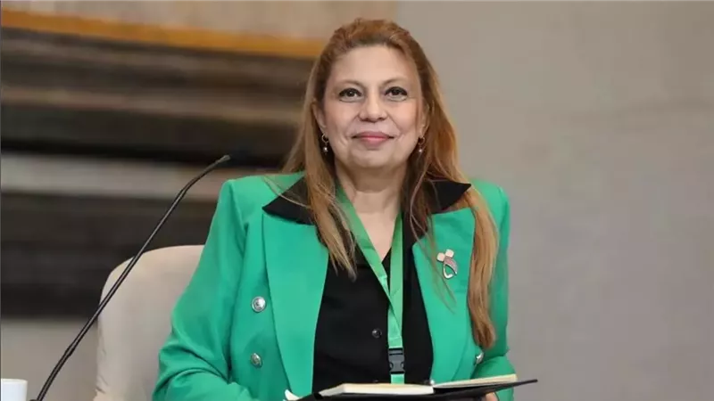 اليماني تبحث تنفيذ عدد من المشروعات التنموية بحلايب وشلاتين