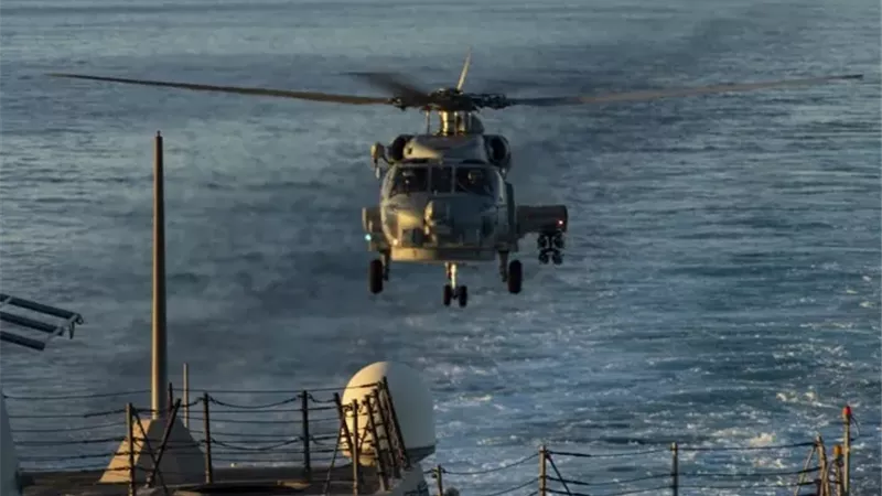 أمريكا تدعم حصارها على إيران بمروحية MH-60R سي هوك