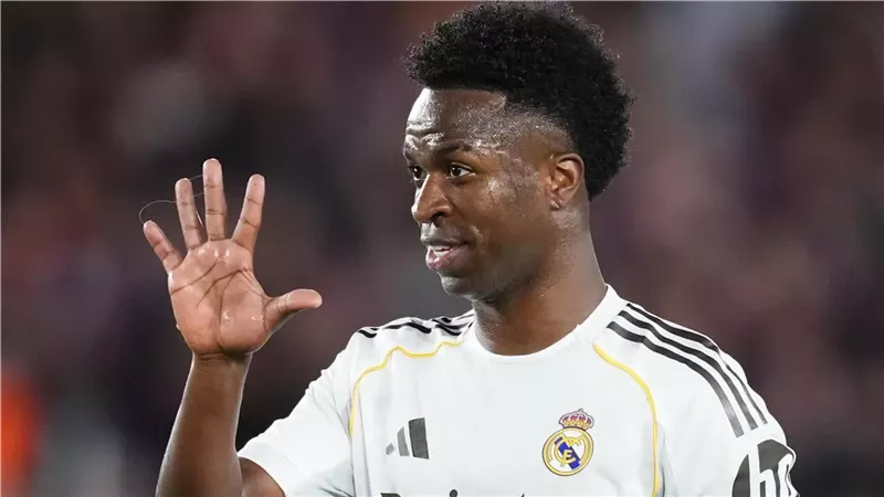 فينيسيوس يعود للمشاركة فى تدريبات ريال مدريد