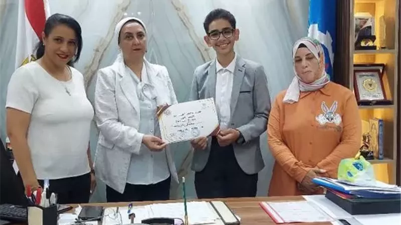 تكرّم جورج سامح عزمي بعد اختياره لتمثيل مصر في معسكر 
