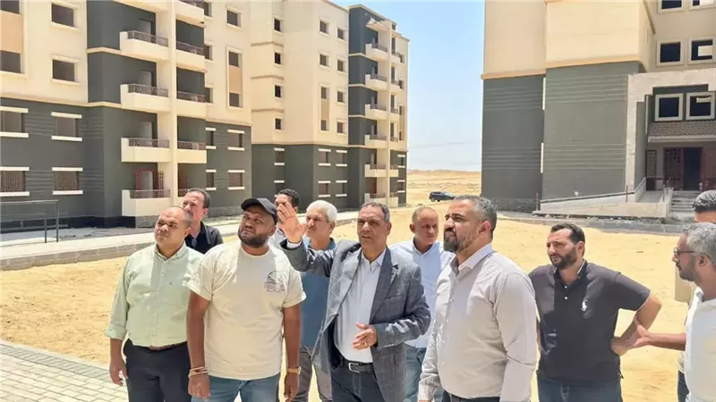 الإسكان تحذر الشركات المتقاعسة بمشروعات العبور الجديدة .. صور