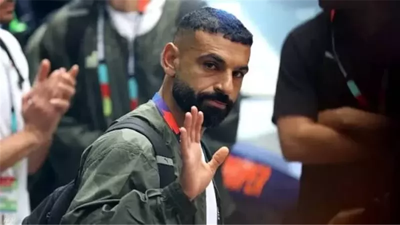 صلاح يصل تركيا غداً بعد موافقة طرابزون سبور علي طلباته