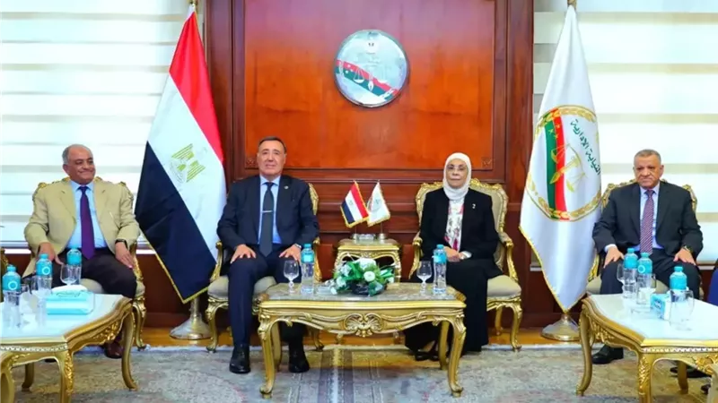 رئيسة النيابة الإدارية تستقبل وفدًا رفيعًا من المحكمة الدستورية العليا