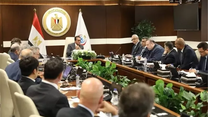 وزير الصحة يتابع تنفيذ المدينتين الطبيتين بالعاصمة الجديدة والعلمين