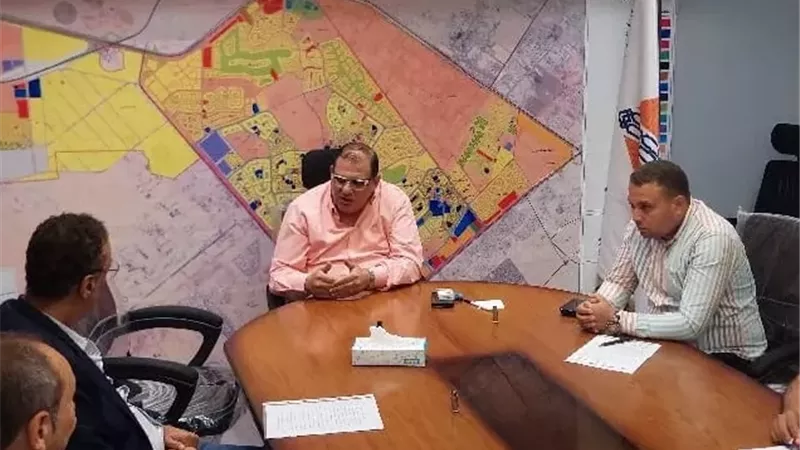 رئيس جهاز الشيخ زايد يستجيب لمطالب سكان الحي 13