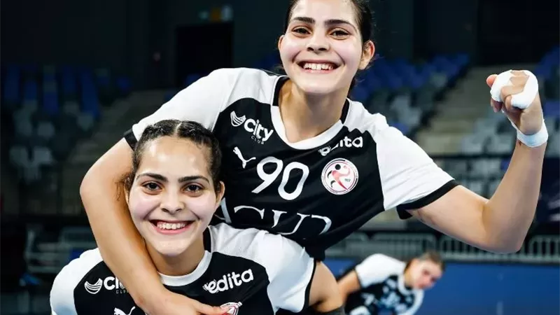 منتخب ناشئات اليد يهزم الصين ويتأهل لنصف نهائي المونديال