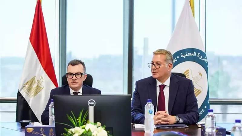 وزيراالتخطيط والبترول يبحثان جهود تحقيق أمن الطاقة بخطة 2027/2026