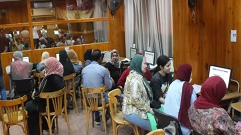 جامعة المنصورة تواصل تقديم الدعم لطلاب المرحلة الأولى للتنسيق