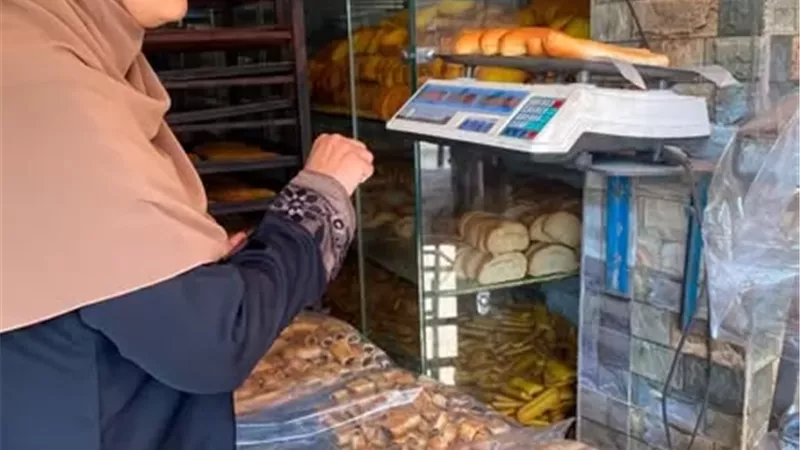 ضبط 13 طن دقيق وسلع غذائية مجهولة المصدر بالإسماعيلية
