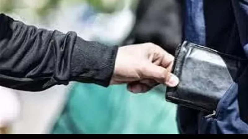 التوبة من سرقة أموال الآخرين.. متى تبرأ الذمة؟