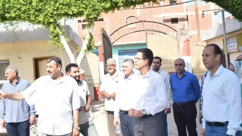 رئيس جامعة بنها يتفقد المدن الجامعية بكفر سعد ومشتهر