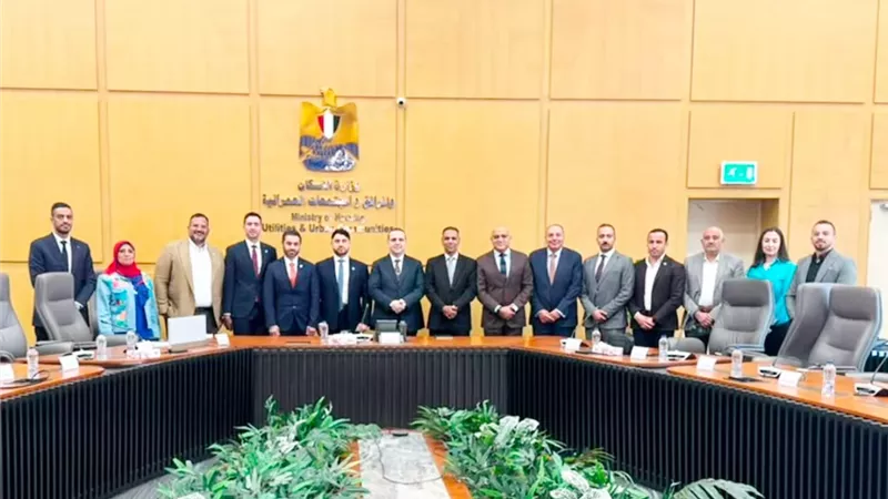 الإسكان تدرس إدارة المواقف إلكترونيًا لمنع الازدحام بالتجمع