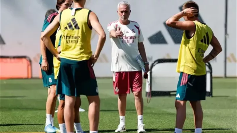 قائمة ريال مدريد لمواجهة ديبورتيفو لا كورونيا وديًا