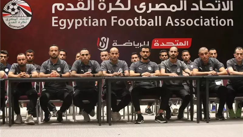 انطلاق معسكر حكام دوري المحترفين والممتاز 