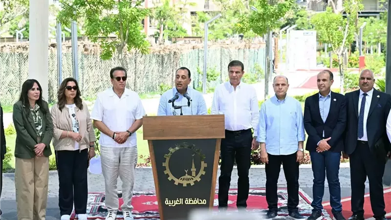 مدبولى يعلن اكتمال موقف مشروعات المرحلة الأولي من 