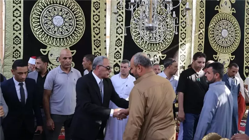 محافظ الإسماعيلية:دعم كامل لأسر ضحايا حادث الدواويس