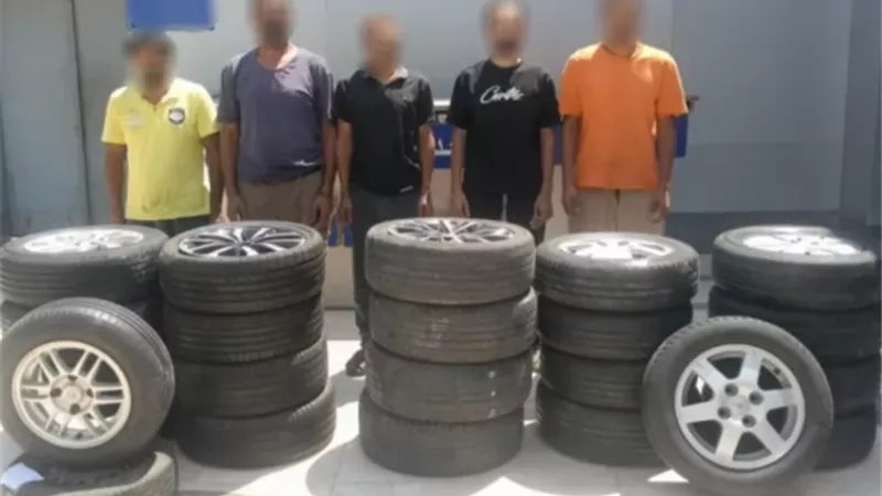 الداخلية تكشف ملابسات سرقة إطارات سيارة بالبساتين وتضبط التشكيل