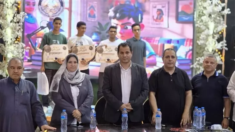 تكريم 60 من أوائل الثانوية العامة والأزهرية بمركز شباب باسوس بالقليوبية