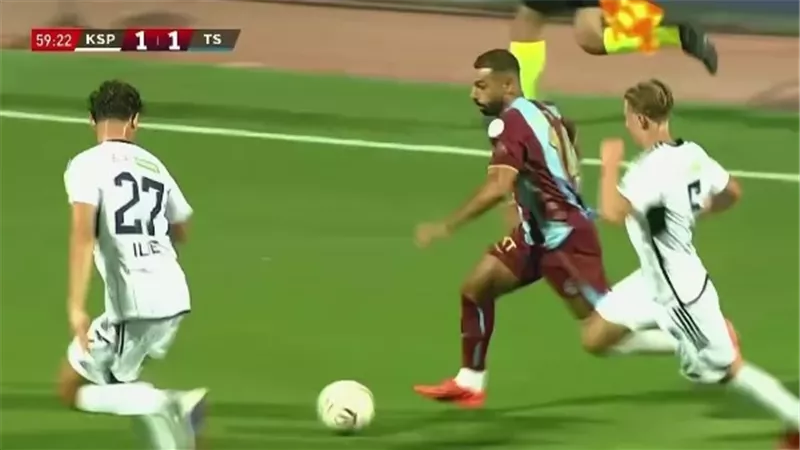 محمد صلاح يشارك في مواجهة طرابزون سبور وقاسم باشا بالدوري التركي