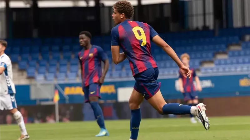 تشكيل برشلونة المتوقع أمام بازل اليوم وديًا