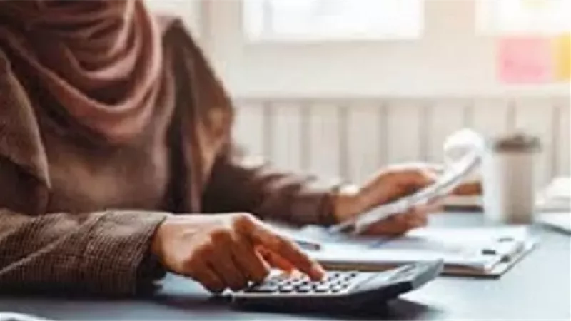 خروج المرأة للعمل وتأثيره على نصيبها في الميراث..د.علام يوضح