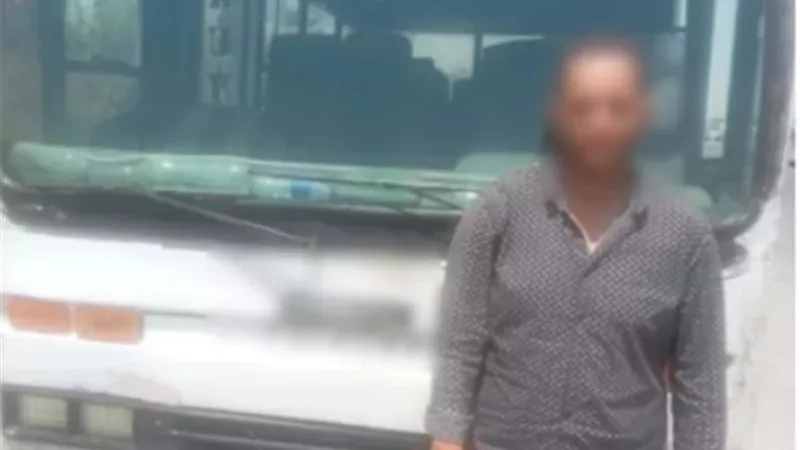 ضبط سائق «ميني باص» سار عكس الاتجاه بالسلام في القاهرة